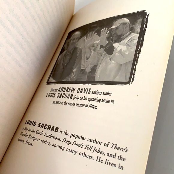 Novel... Holes By:Louis Sachar - Picture 6 of 7